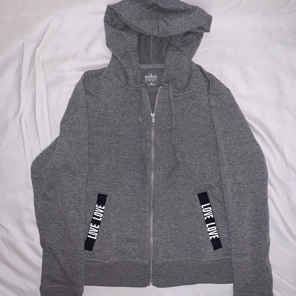 grey hoodie